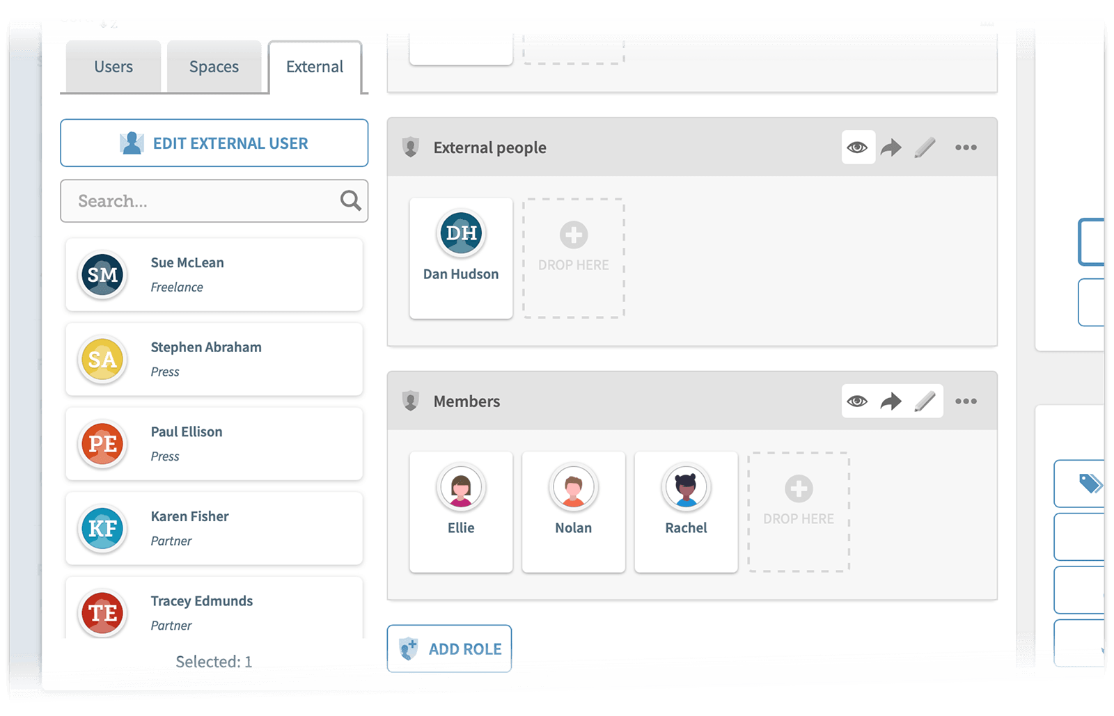 Managing external team members in Chorus
